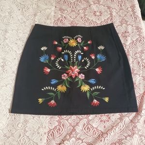 Pacsun Embroidered Flower mini skirt xsmall